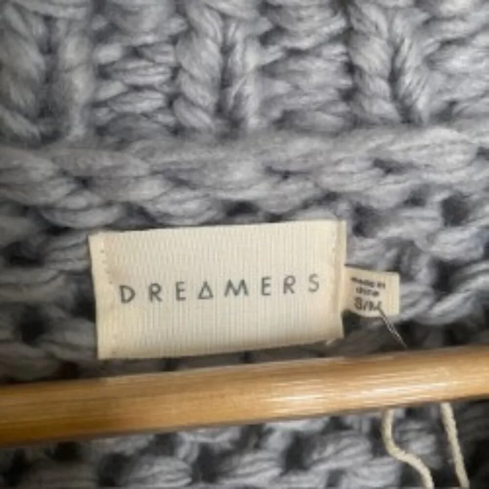 NWT Dreamers Grey Chunky Knit Pom-Pom Sleeve V Neck Sweater S/M